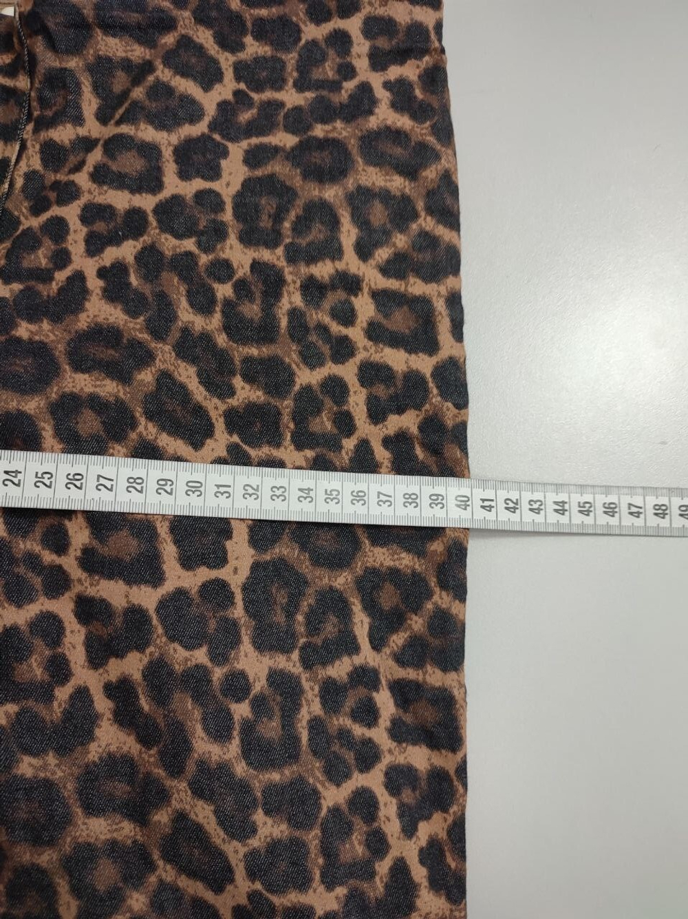 Брюки H&M c принтом 42 размер