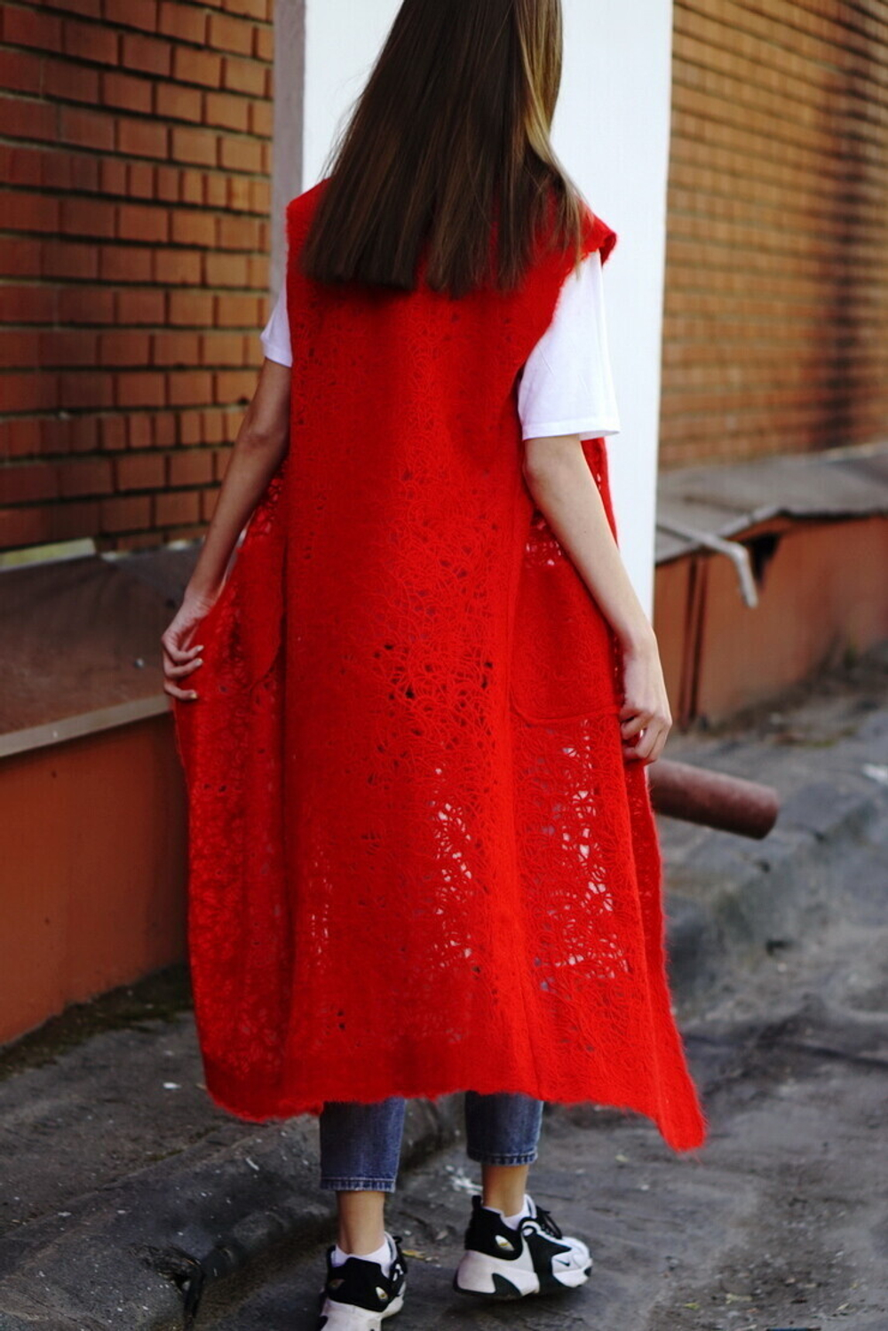 Ажурный жилет "Красный"