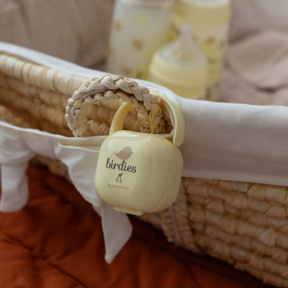 Футляр для пустышек Suavinex Birdies желтый
