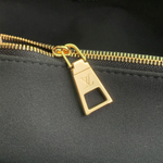 Louis Vuitton Avenue MM