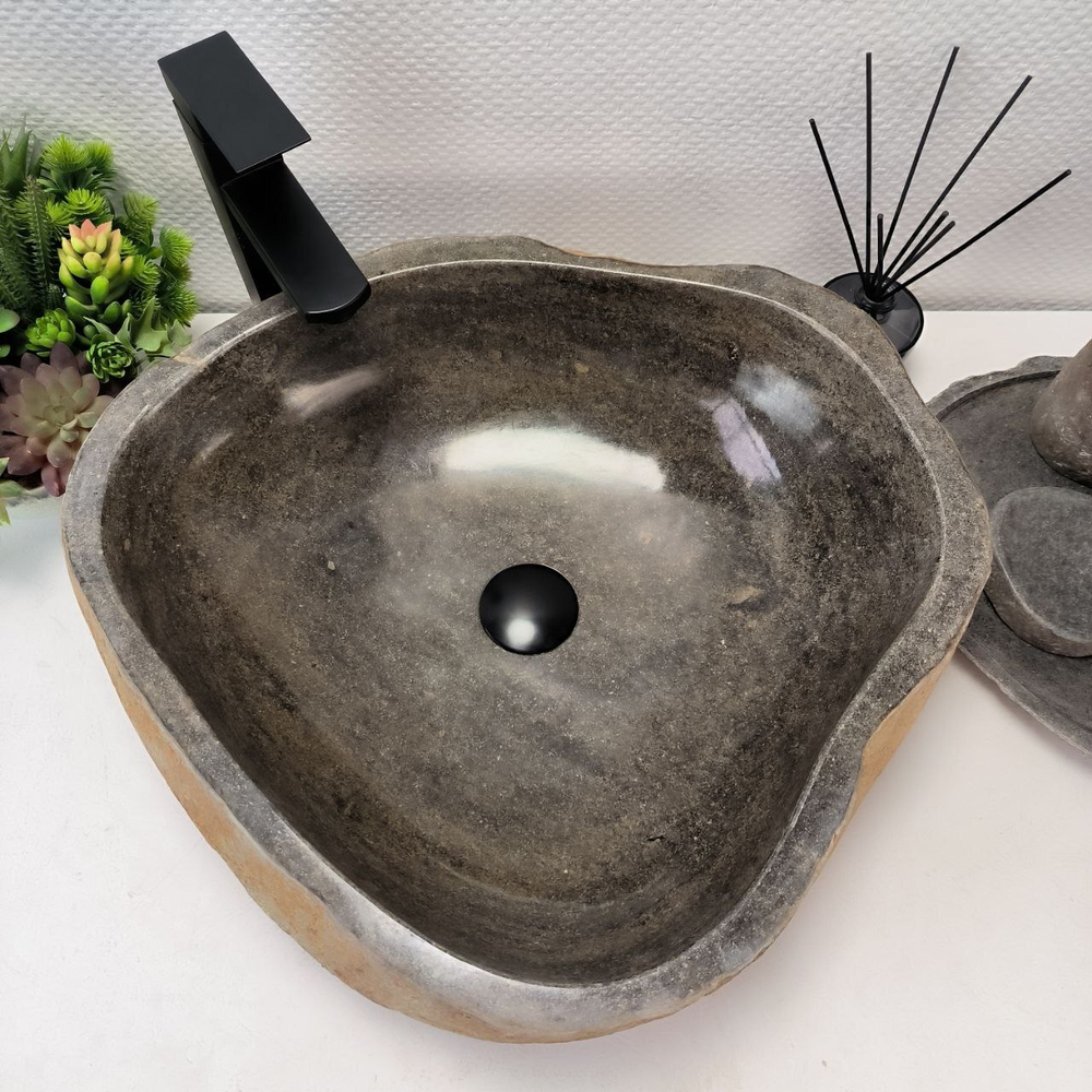 Раковина из речного камня RS-63363 (53*48*15) 0123