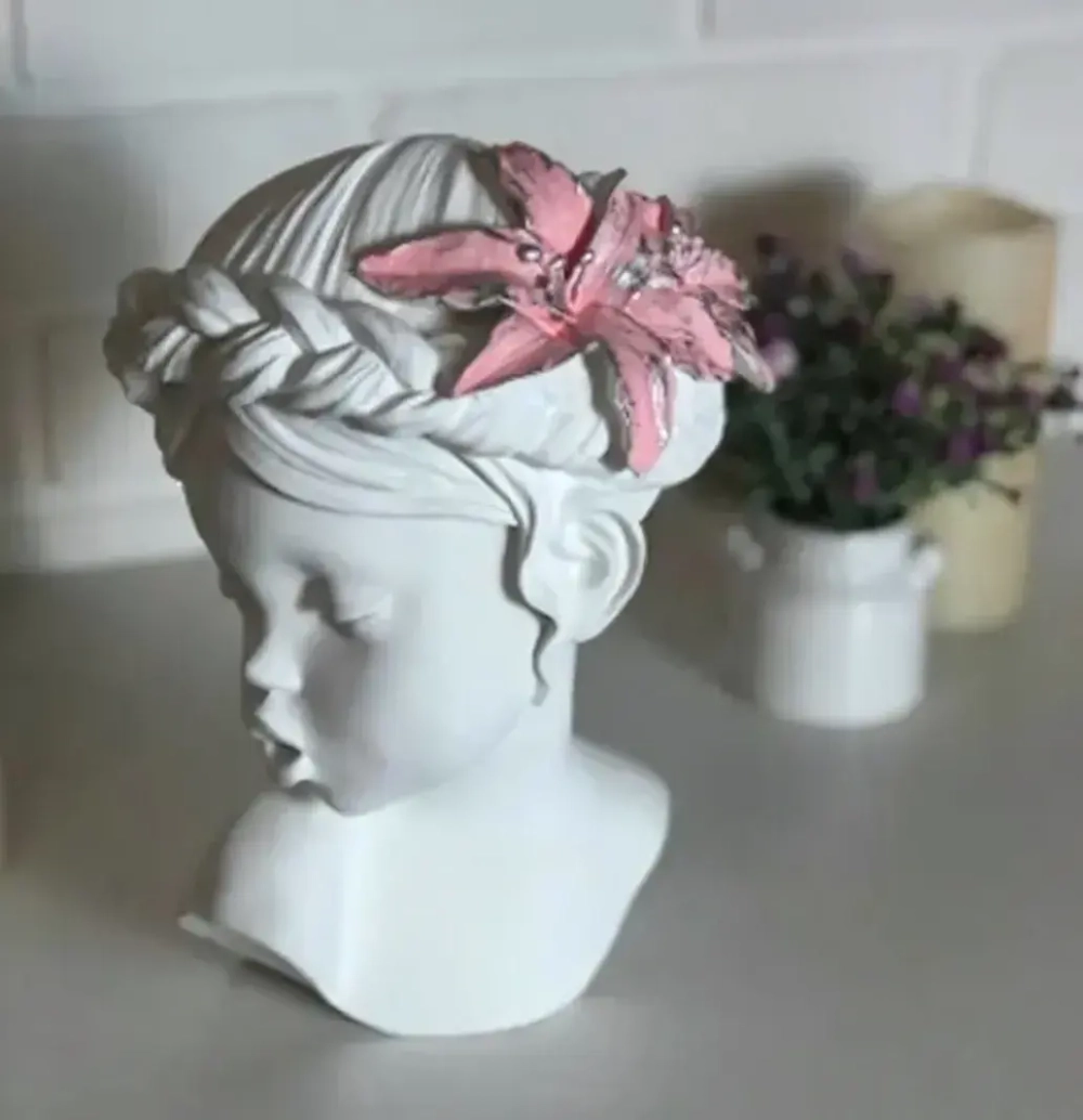 Статуэтка из гипса «Лия» 21см