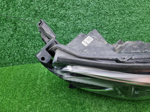 Фара левая Subaru Forester 5 SK (2021-н.в.) LED