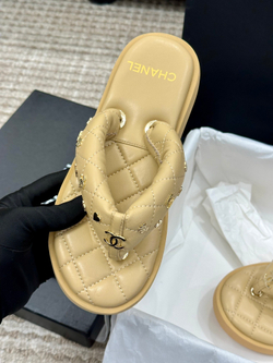 Chanel Slides