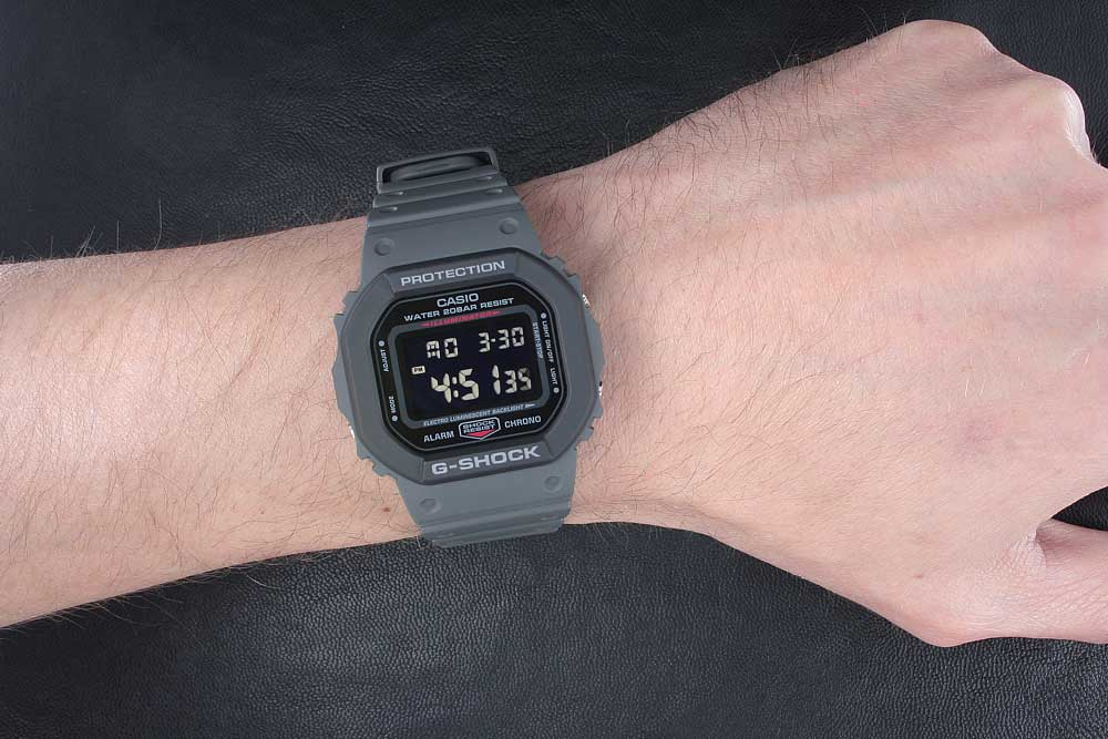Часы Casio DW-5610SU-8ER