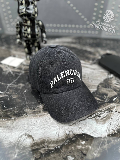 Бейсболка Balenciaga