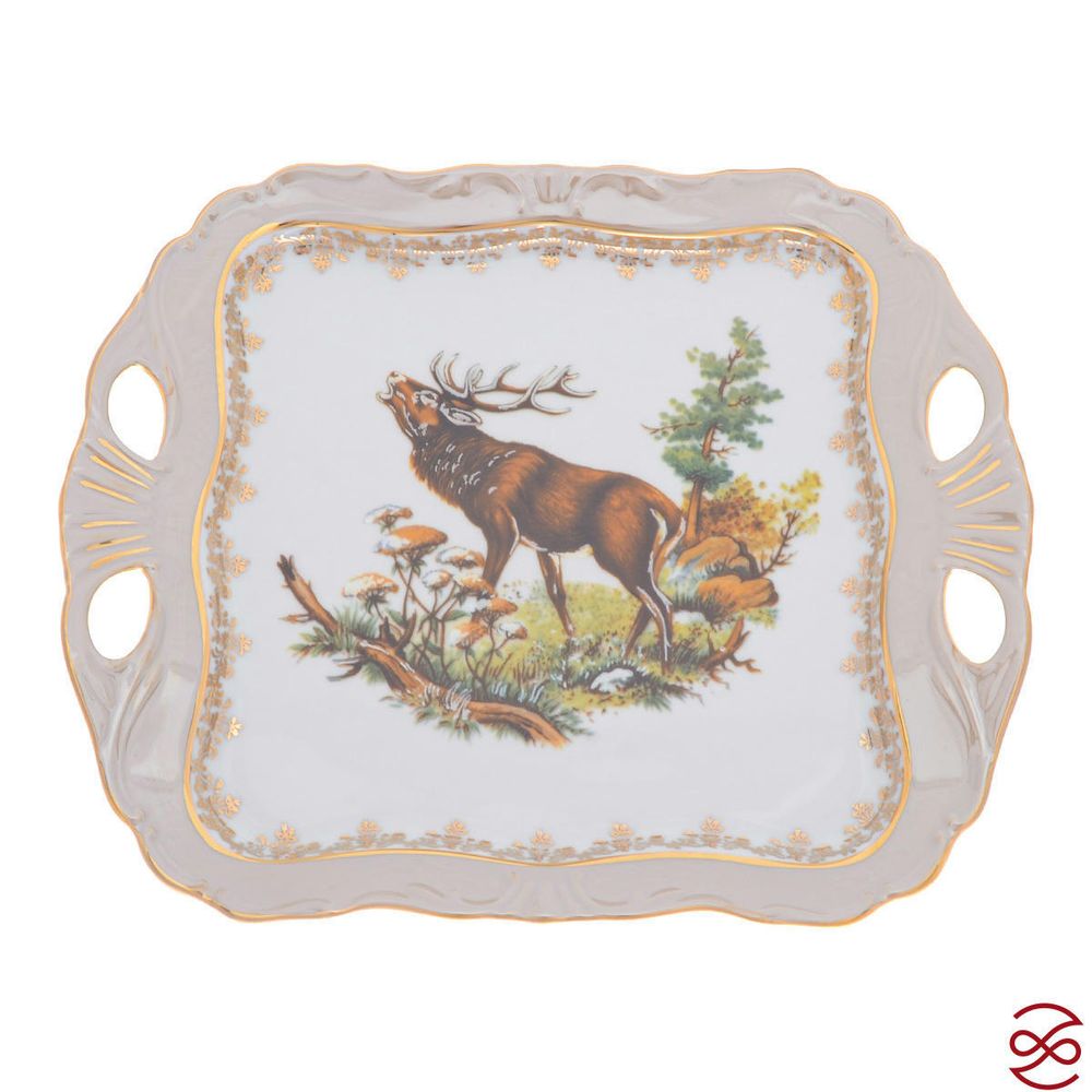 Блюдо квадратное на ножке Queen's Crown Aristokrat Охота бежевая 30*25 см