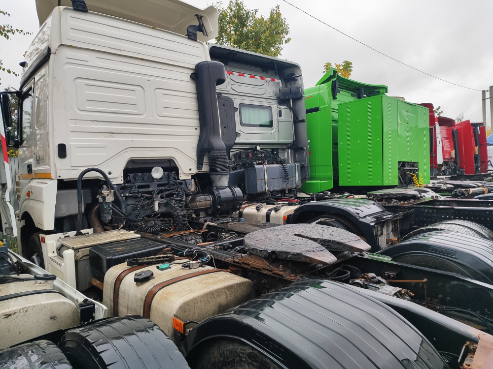 КамАЗ 5490 4x2 Седельный тягач 5490-S5 (Дизель/Газ, 12,0 л, 401 л.с., МТ)