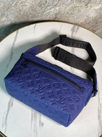 Сумка-мессенджер Louis Vuitton
