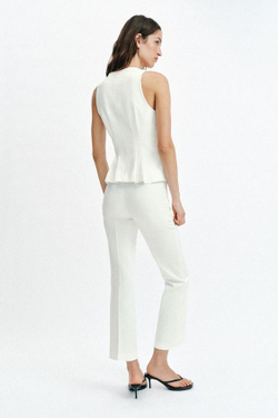 ZARA УКОРОЧЕННЫЕ БРЮКИ MINI FLARE, БЕЛЫЙ