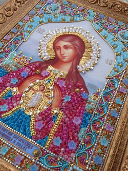 И-25а Набор для вышивания хрустальными камнями Богородица Помощница в родах (мал.)