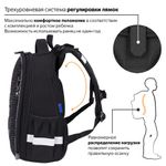 Ранец BRAUBERG LUMINOUS, 2 отделения, с брелоком, "Scorpio", СВЕТЯЩИЙСЯ РИСУНОК, 38х29х16 см, 271368