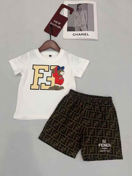Детские шорты и футболка Fendi Roma