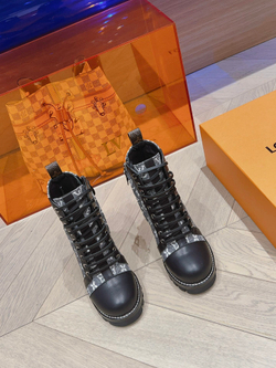 Louis Vuitton Star Trail Ankle Boot