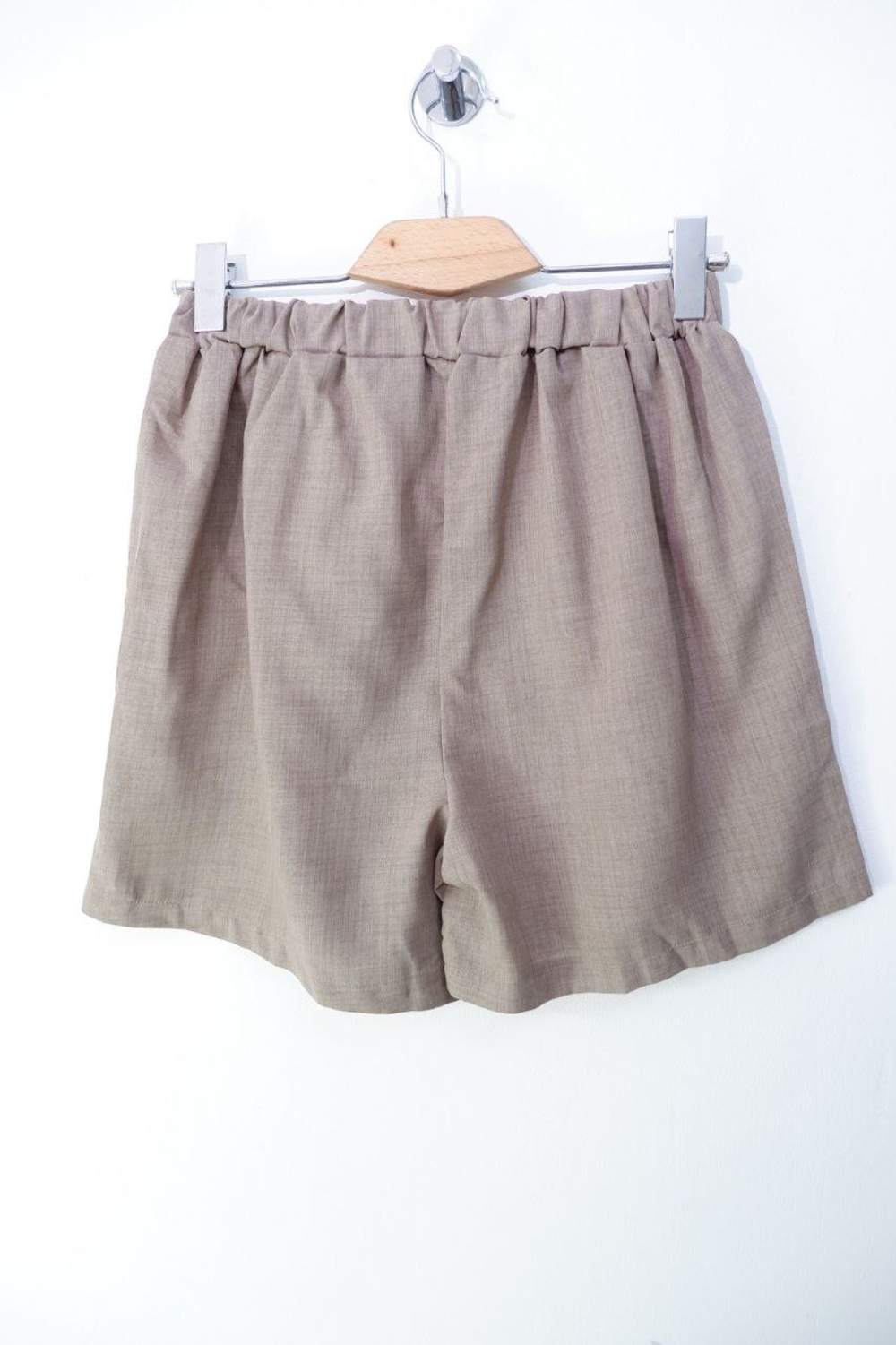 Шорты Shein светлые 42 размер