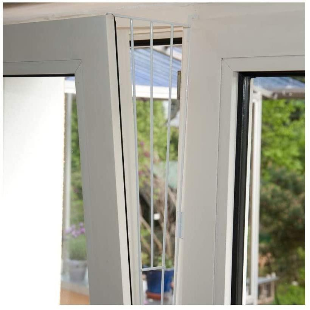 Защитная решетка для окон Trixie Protective Grille, размер 62х16см., белый (4416)