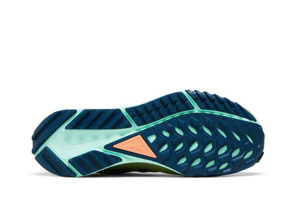 Кроссовки Nike Pegasus Trail 4