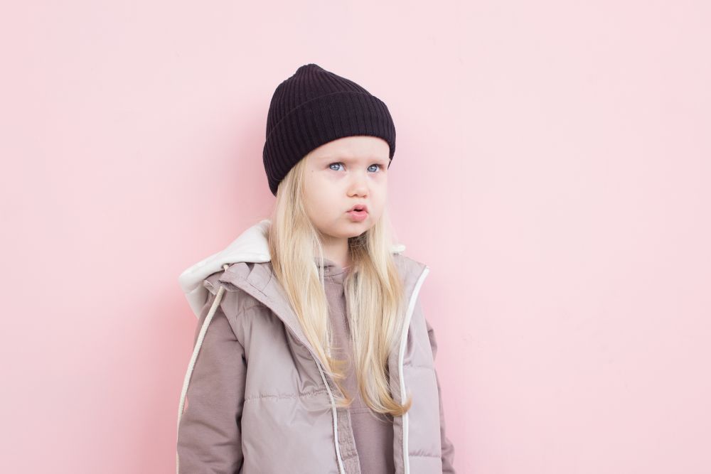 Шапка вязаная весенняя/осенняя МУЛА (ЧЕРНЫЙ)