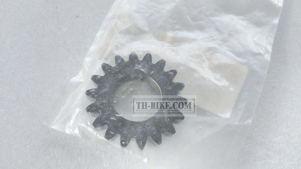 1SM-17141-00. GEAR. YAMAHA