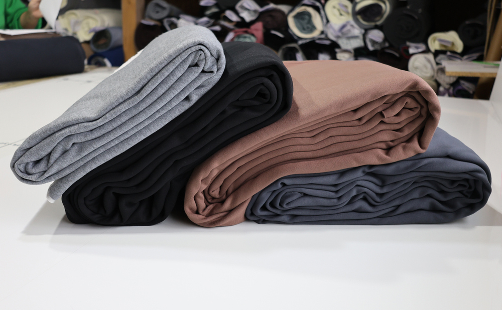 ЧЕРНЫЙ - Найк спорт НА МЕХУ (КРВ611 Олеся)