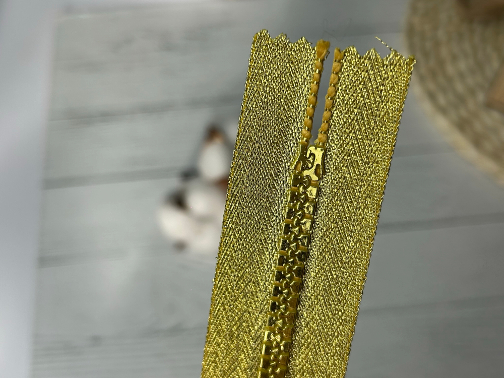 Молния ТРАКТОР Т5 ЗОЛОТО кольцо 18см