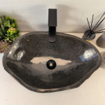 Раковина из речного камня RS-65383 58*36*15 0857