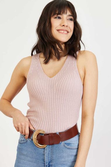 Qadın üçün nazik toxunma, pudra rəngli kofta 10021044