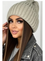 шапка вязаная теплая зимняя с отворотом стильная
