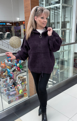 Теплый жакет-куртка из альпака с капюшоном в цвете электрик