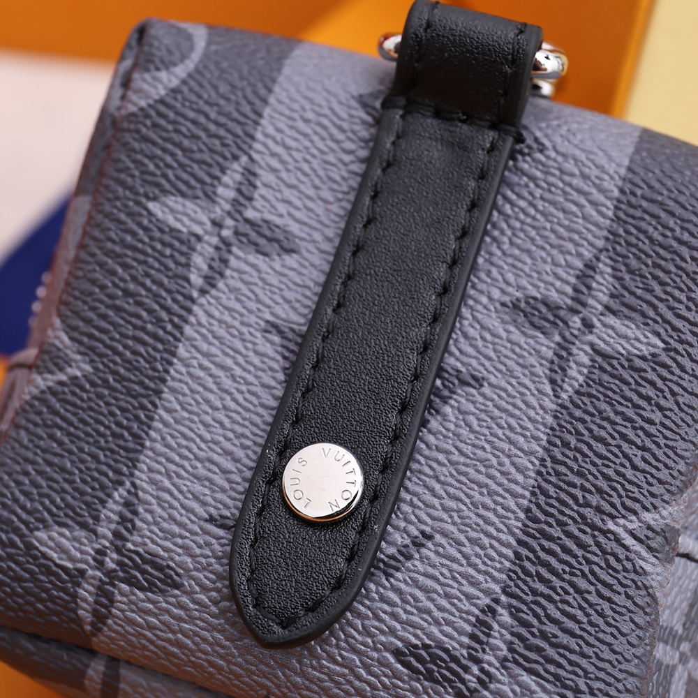 Louis Vuitton Squared Pouch