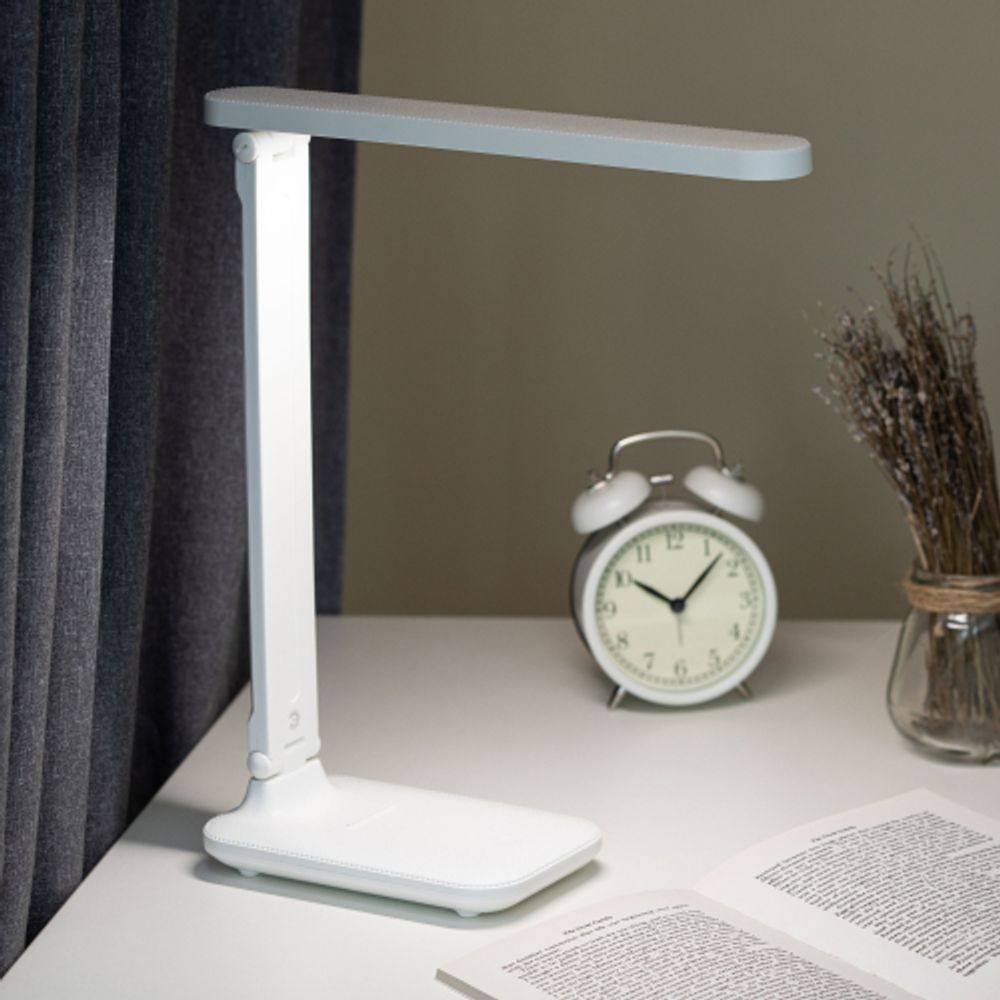Настольный светильник ЭРА NLED-495-5W-W светодиодный аккумуляторный белый | Светодиодные настольные лампы