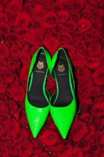 Женские кожаные туфли зелёные с тиснением под рептилию