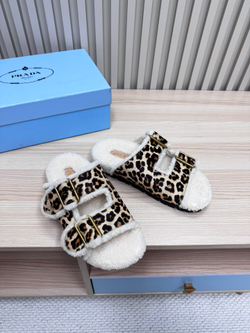 Prada Slides