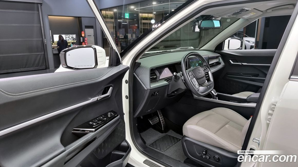 KG Mobility (Ssangyong) Torres Бензин 1.5 4WD (07.2022)