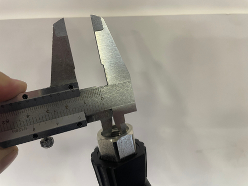 Профессиональный пистолет "Чемпион 25" с курком и предохранителем от нажатия. Соединение на входе – поворотная гайка (за 1 шт.)