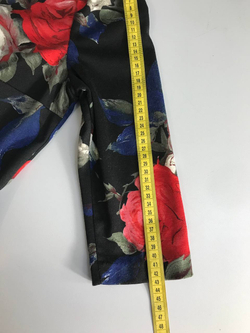 Платье с красивыми цветами, визуально на 46 размер