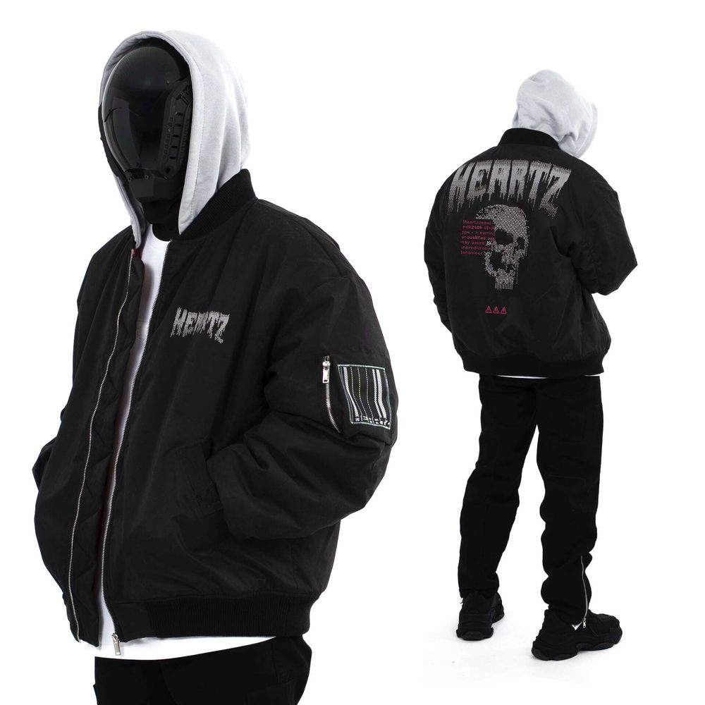Купить Бомбер Heartz Intruder v1.1 Oversized Embroidered Hooded Черная Бомбер Heartz Intruder v1.1 Oversized Embroidered Hooded Черная