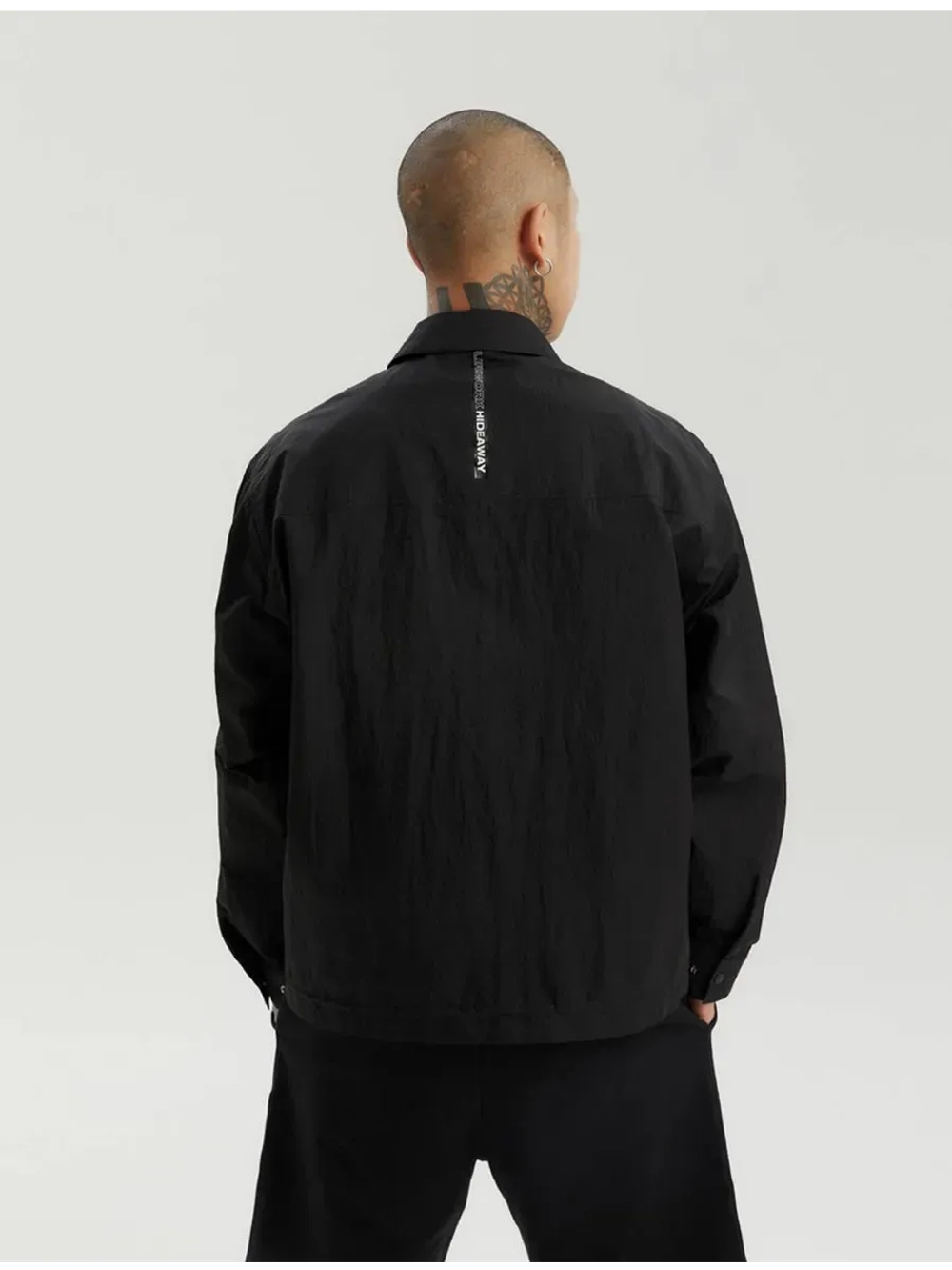 Куртка-рубашка из нейлона с карманами