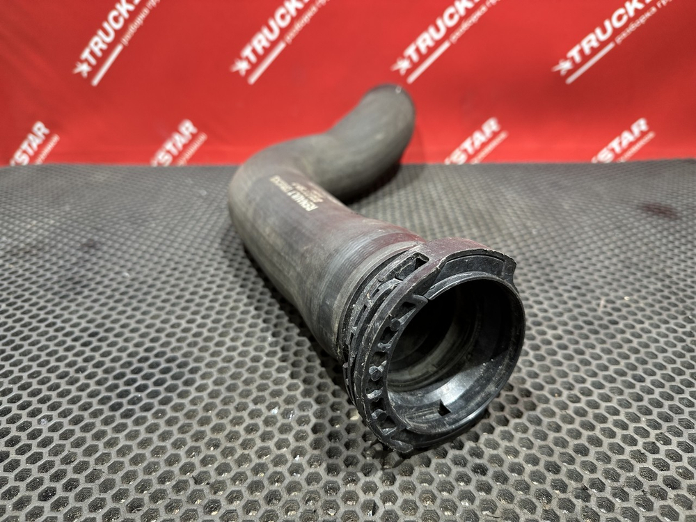 Патрубок радиатора