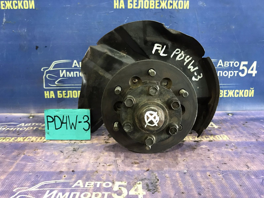 Ступица передняя левая MITSUBISHI DELICA 1994-1997