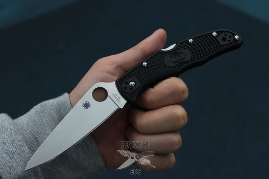 Складной нож Spyderco Endura Flat Ground Black C10FPBK c клинком из стали VG-10, рукоять FRN