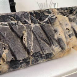 Раковина из окаменелого дерева Fossil Basin OD-02736 51*47*15 см