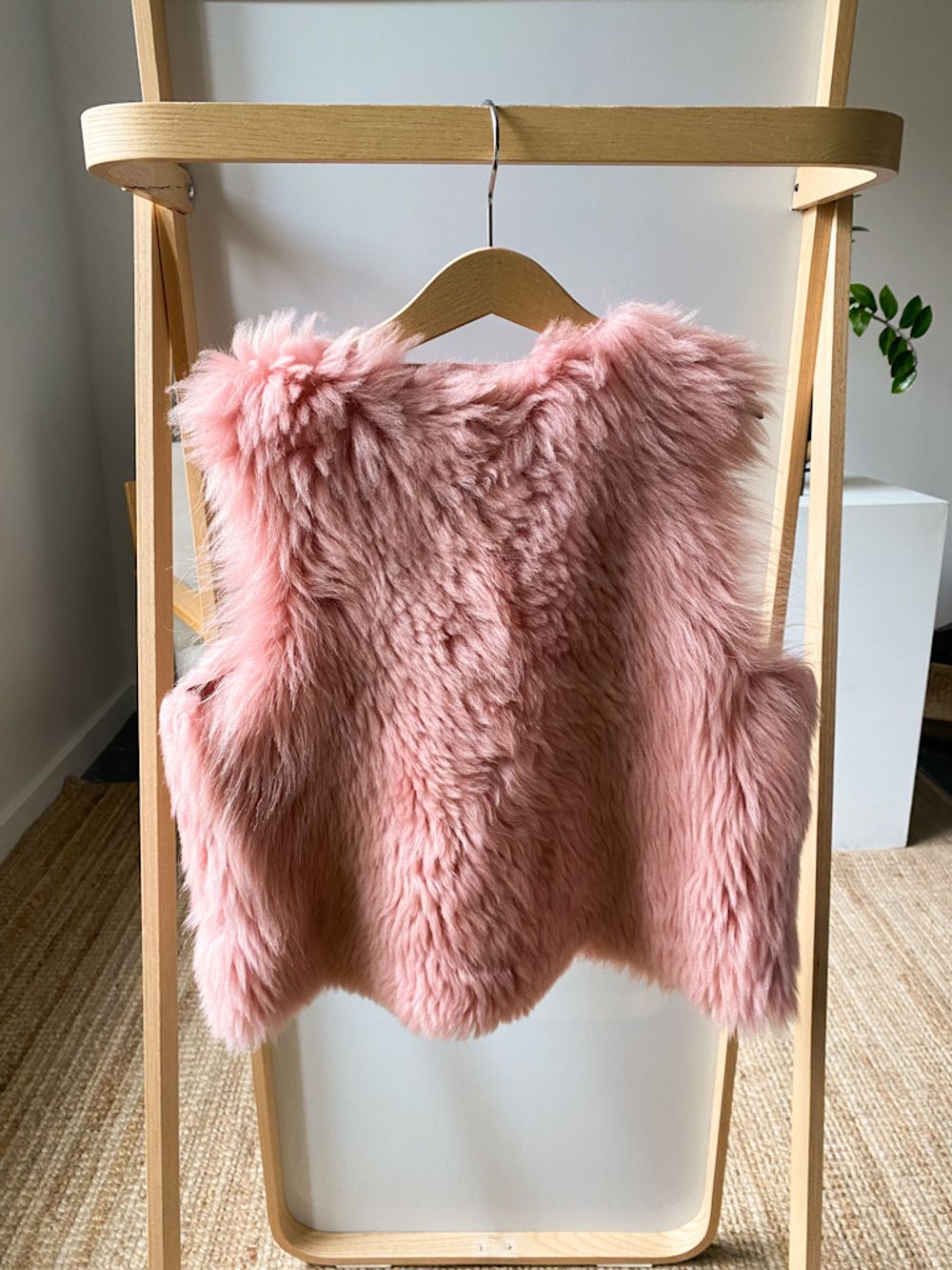 Жилет из овчины Bonpoint, 128-152