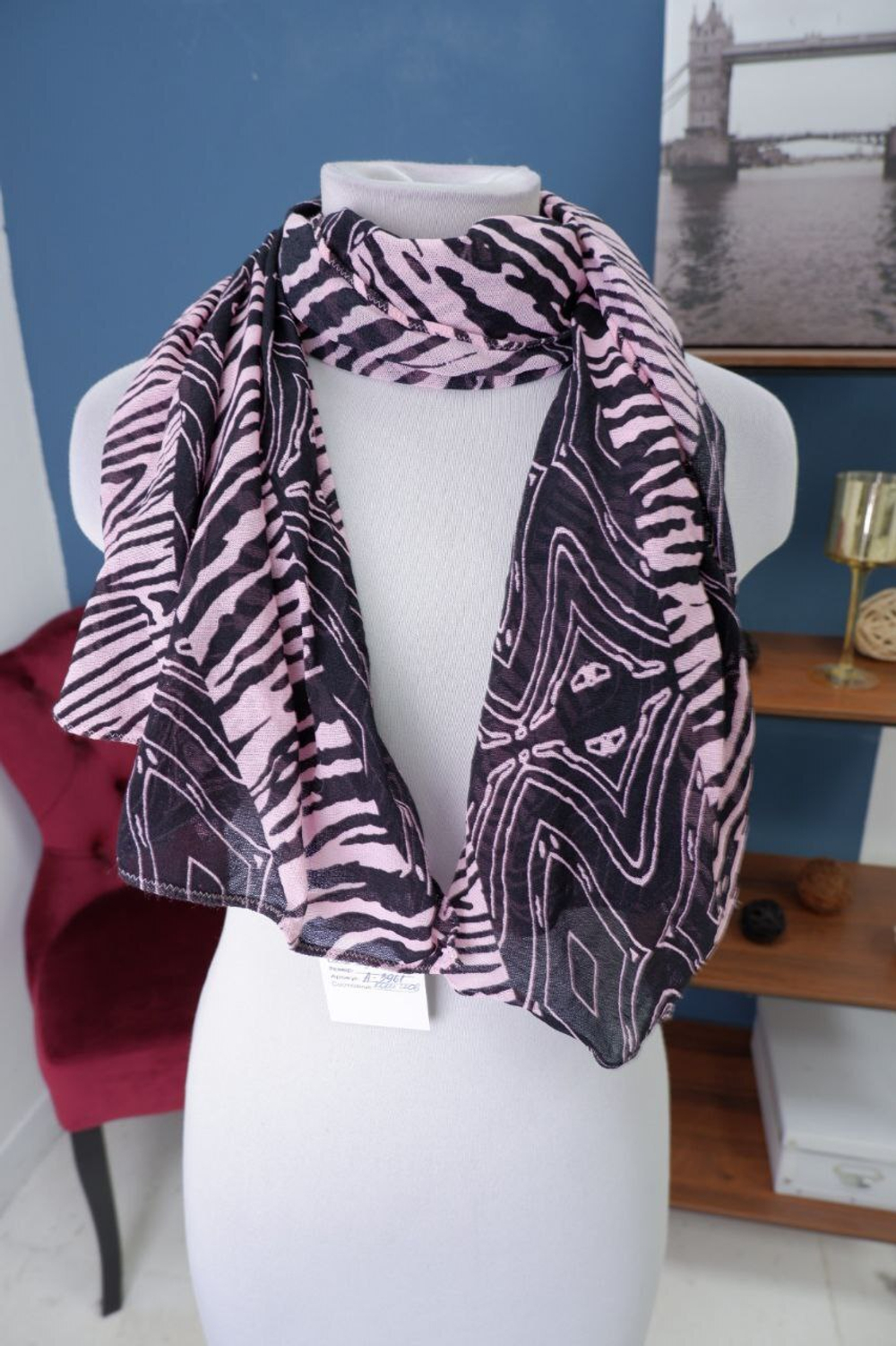 Палантин красивый