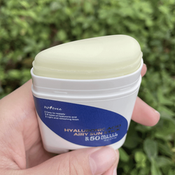 IsNtree Hyaluronic Acid Airy Sun Stick SPF50+ PA++++