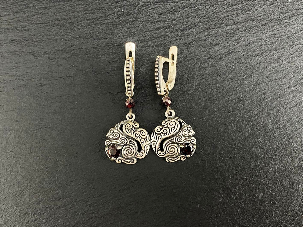 Серьги длинные "Белка Рататоск".