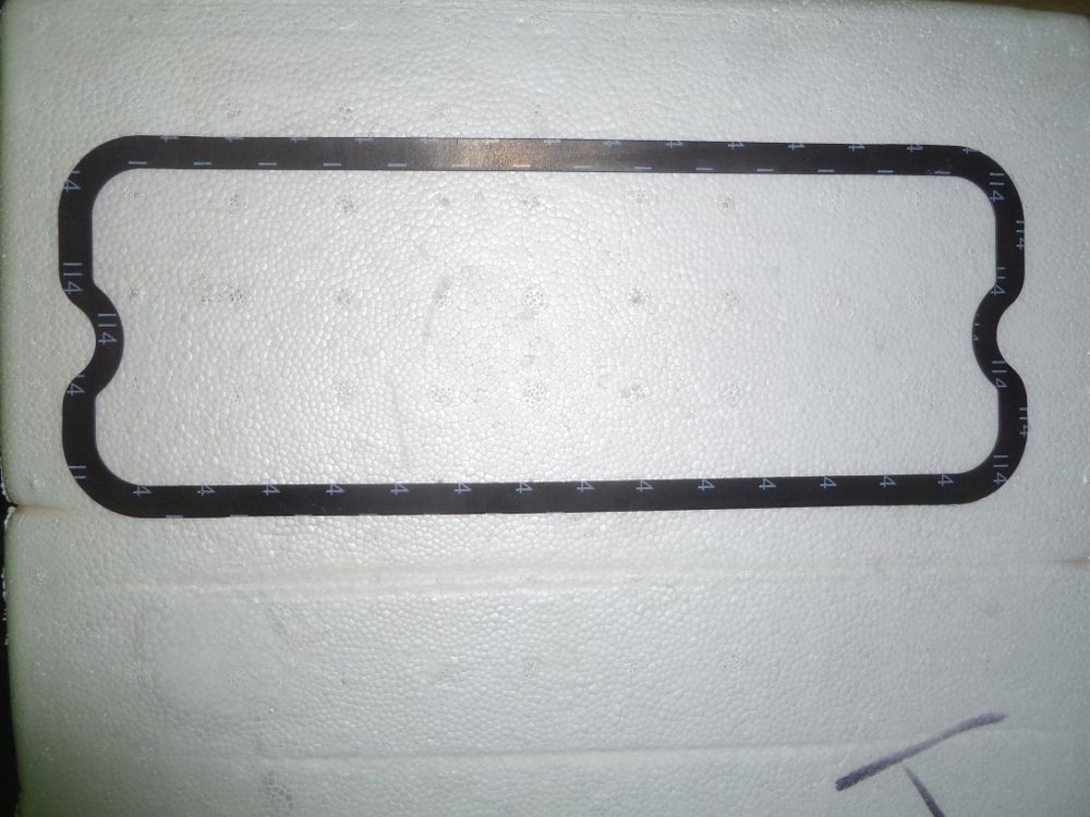 Прокладка крышки клапанов TDY 90 6LT(паронит)/Cylinder head cover gasket