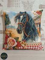 Декоративный гобеленовый чехол для интерьерной подушки Вороной 47х47