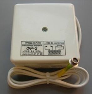 Фотореле  ФР-2А  8А  220В  50Гц  IP54 с выносным фотоэлементом IP68 с кабелем