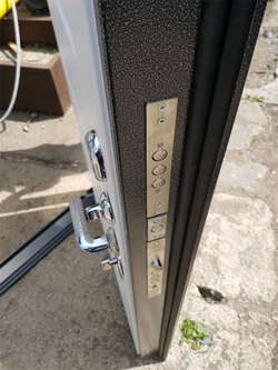 Входная металлическая дверь RеX (РЕКС) 11 Антик серебро / ФЛ-243 Силк сноу (белый матовый, без текстуры)